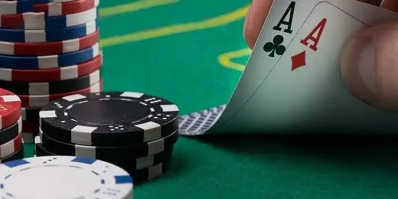 Kinh nghiệm chơi game bài Poker hiệu quả từ cao thủ lâu năm